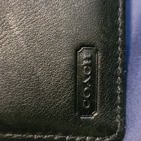 Authentic Coach Black Leather Hobo Bag and matching wallet - Picture 12 of 15